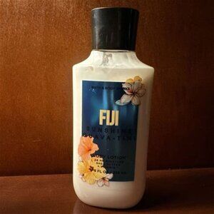 Bath And Body Works Fiji Sunshine Guava-Tini Set
